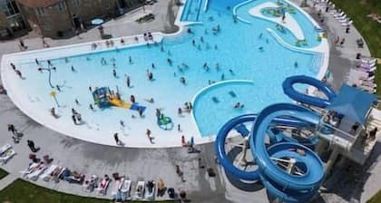 #207 King Suites, River Views, Deck, Downtown