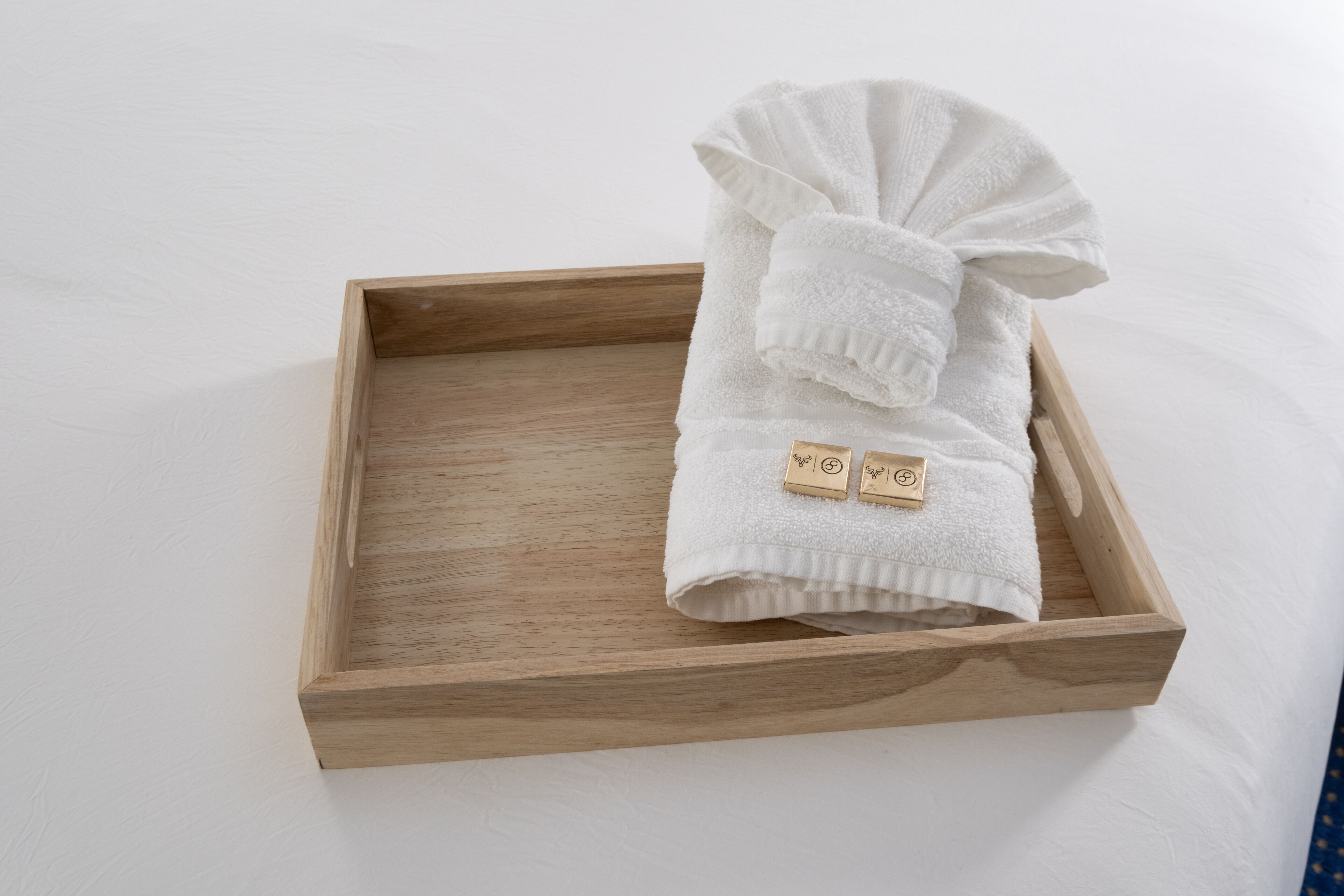 deluxe suite | 1 bedroom, premium bedding, desk, laptop workspace