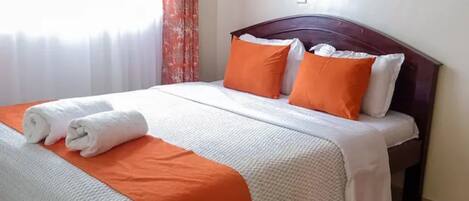 1 sovrum, skrivbord, strykjärn/strykbräda och gratis wi-fi