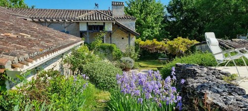 A haven of peace between Montcuq and Lauzerte (Lot)