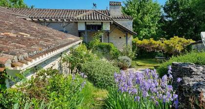 A haven of peace between Montcuq and Lauzerte (Lot)
