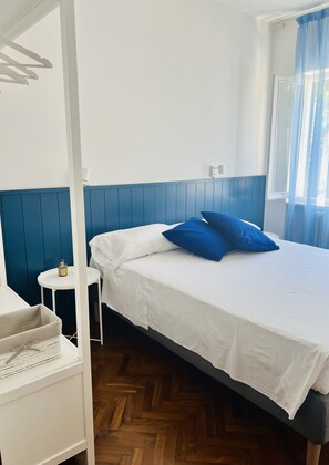 3 chambres, fer et planche Ă repasser, Wi-Fi gratuit, draps fournis