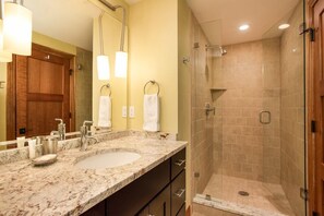 Bathtub, hair dryer