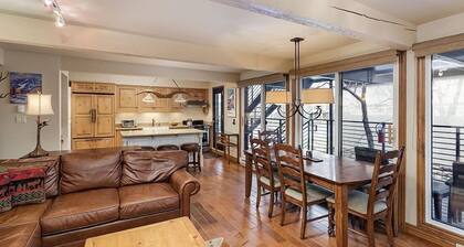 Chateau Roaring Fork Unit 38 | Condo with Private Deck, 4 Blocks from Downtown