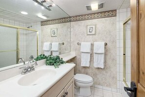 Bathtub, hair dryer
