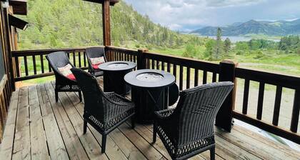 4 bed 3 bath cabin at Holter Lake by Wolf Creek Craig. Fishing, pool table, fun!