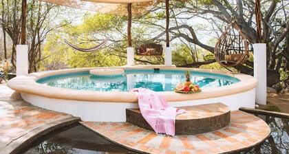 Secret Stargazer w/ beach view near Roca Blanca