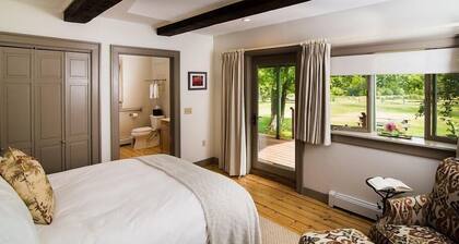 Luxury Queen Room with Private Sunrise Porch