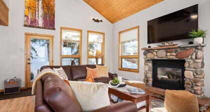 New! Enjoy your private luxury mountain chalet