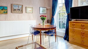 Uklassifisert bilde, 4 av 18, knapp