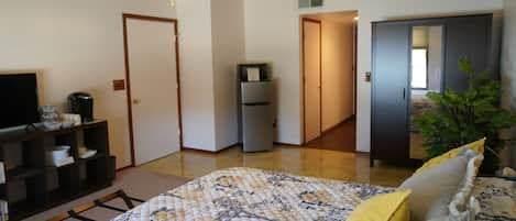 1 غرفة نوم ومكتب ومكواة/لوح كي وواي فاي مجانًا