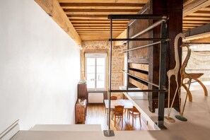 Interior - Le Bohème - Superbe Canut - Coeur Croix Rousse (Lyon)