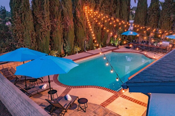 Outdoor pool, a heated pool