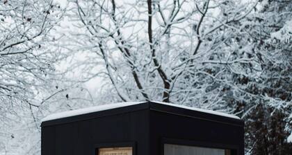 The Dainty Petunia - w Modern Sauna