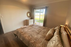 5 soverom, strykejern/-brett og sengetøy