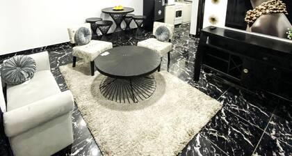 Exquisite 1-bedroom Condo