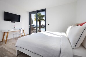 5 bedrooms, WiFi, bed sheets - Villa Eternity (Linardici)