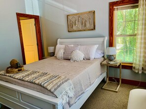 7 habitaciones, escritorio, wifi gratis y ropa de cama