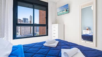 1 dormitorio, tabla de planchar con plancha, wifi gratis y ropa de cama