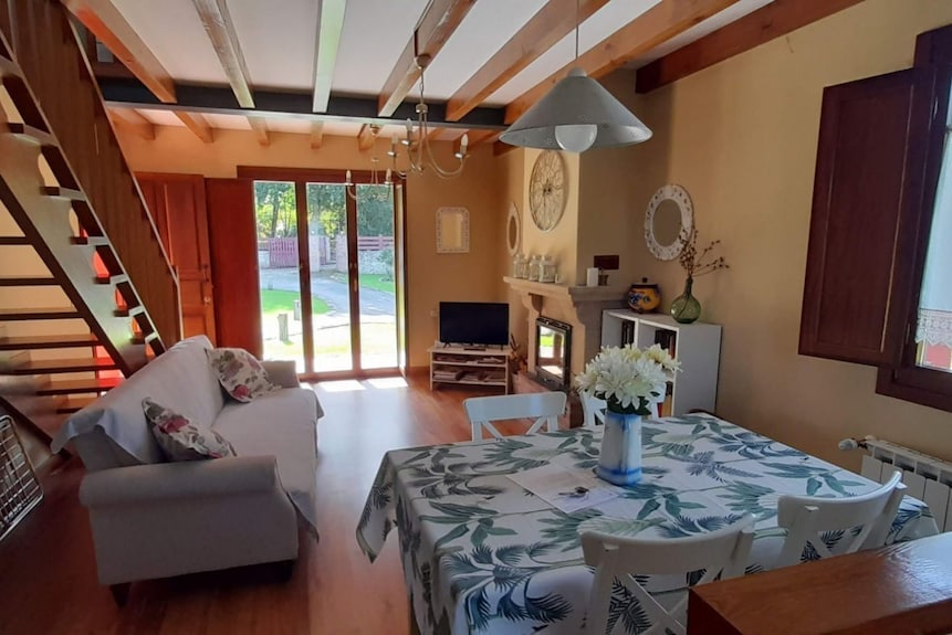 Chalet Con Finca En Llanes - Llanes