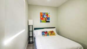 2 Schlafzimmer, Schreibtisch, Bügeleisen/Bügelbrett, kostenloses WLAN