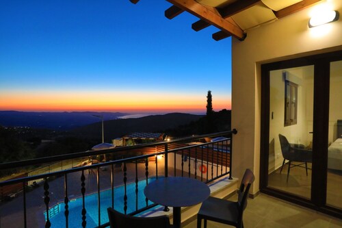 Villa Kition: Cyprus Holiday Rental property, Pool, Views, WiFi, A/C