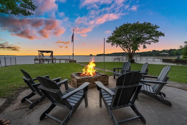 Make memories around the fire pit.