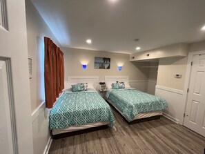 1 bedroom, free WiFi, bed sheets - Beach block Wildwood Crest Condo-102 (Wildwood Crest)