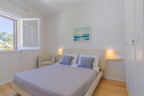 2 chambres, fer et planche à repasser, Wi-Fi gratuit