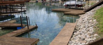 Your adventure at the Lake. 9 Mi from the Ark Encounter, breathtaking view.