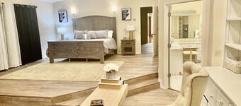 INDOOR SWIMMING POOL AND VERY SPACIOUS AND LUXURY