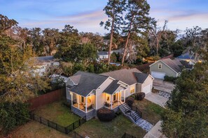 Exterior - Spacious 3BR Getaway - Walkable to Downtown + Close to FSU & FAMU (Tallahassee)