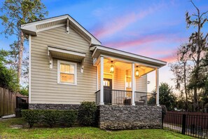 Exterior - Spacious 3BR Getaway - Walkable to Downtown + Close to FSU & FAMU (Tallahassee)