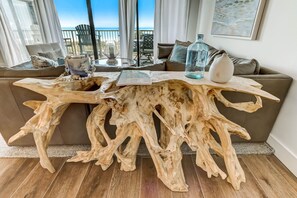 Smart TV - Amelia Island - Amelia by the Sea Private Fishing Pier, Tennis Courts (Fernadina Beach)