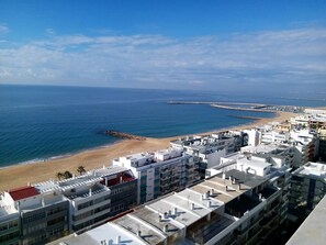 1 bedroom, WiFi - T1 Conforto E Vista MAR A C 80M Praia-16e Wifi (Loulé)