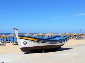 1 bedroom, WiFi - T1 Conforto E Vista MAR A C 80M Praia-16e Wifi (Loulé)