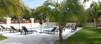 Leah's Heaven #1 - Sandrania Gardens Spacious Apt