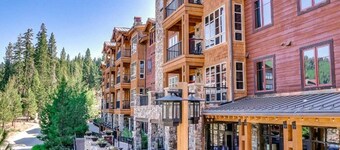 Luxury Ski-In and Ski-Out 2-Bedroom Villa at Hyatt Northstar Lodge
