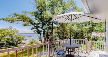Oceanfront property with 2 homes, firepit & decks - walk to Barrett Park & town