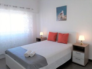 Apartment | 1 bedroom, WiFi - T1 Torre 20 6G M Gico 80M Praia Wi-fi 4 Pessoas (Loulé)