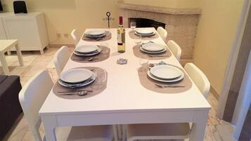 Apartment | 2 bedrooms, WiFi