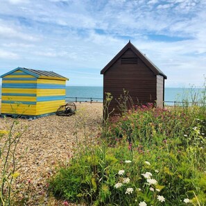 Beach nearby - Elegant holiday home located in the heart of Deal (Deal)