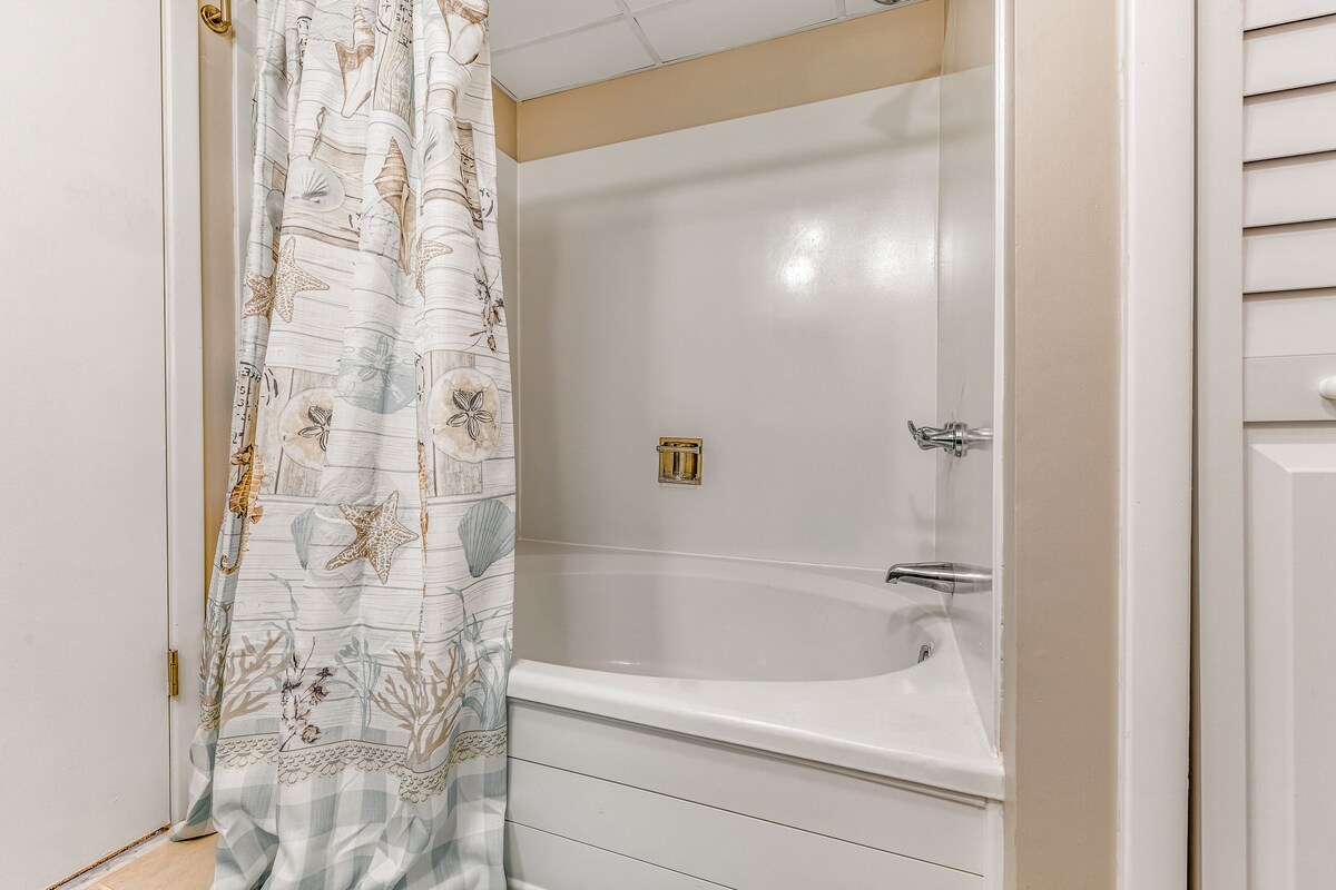 Photo 19 of Dog-friendly condo with private beach access, pools, hot tubs, and central AC