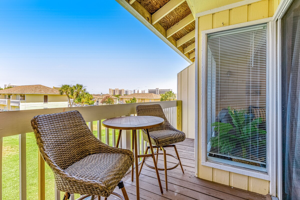 Photo 13 of Dog-friendly condo with private beach access, pools, hot tubs, and central AC