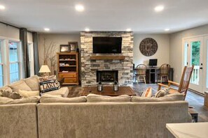 TV, fireplace, ping pong - Escape near the lake with game room, firepit, deck, Hot Tub & open-concept (Lake Lure)