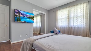 5 chambres, fer et planche à repasser, Wi-Fi gratuit, draps fournis
