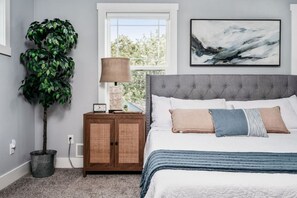 3 bedrooms, iron/ironing board, travel cot, free WiFi