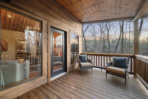Terrace/patio - Your luxury dream cabin awaits at The Appaloosa.  Games, Large Hot Tub (Broken Bow)