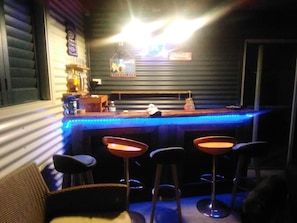 Bar (en la propiedad)
