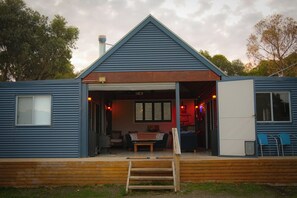 Exterior - tranquil holiday set up. close to all you facilities (Brownlow)